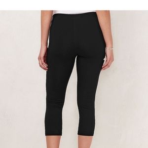 women's capri leggings